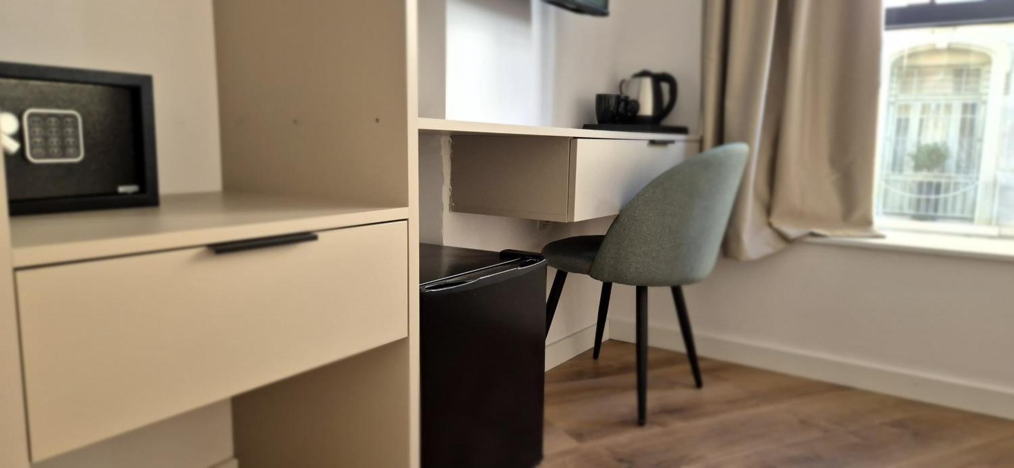 Figleaf Kypseli Hotel Athena Bagian luar foto