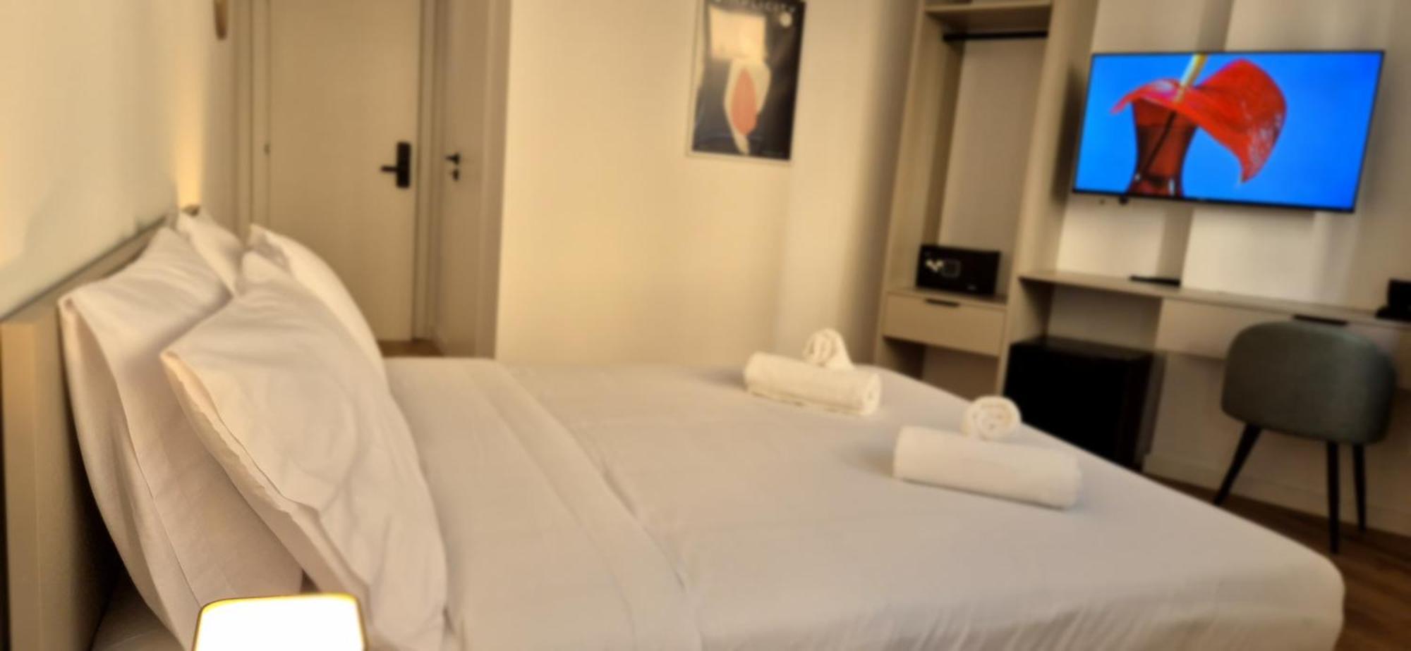 Figleaf Kypseli Hotel Athena Bagian luar foto