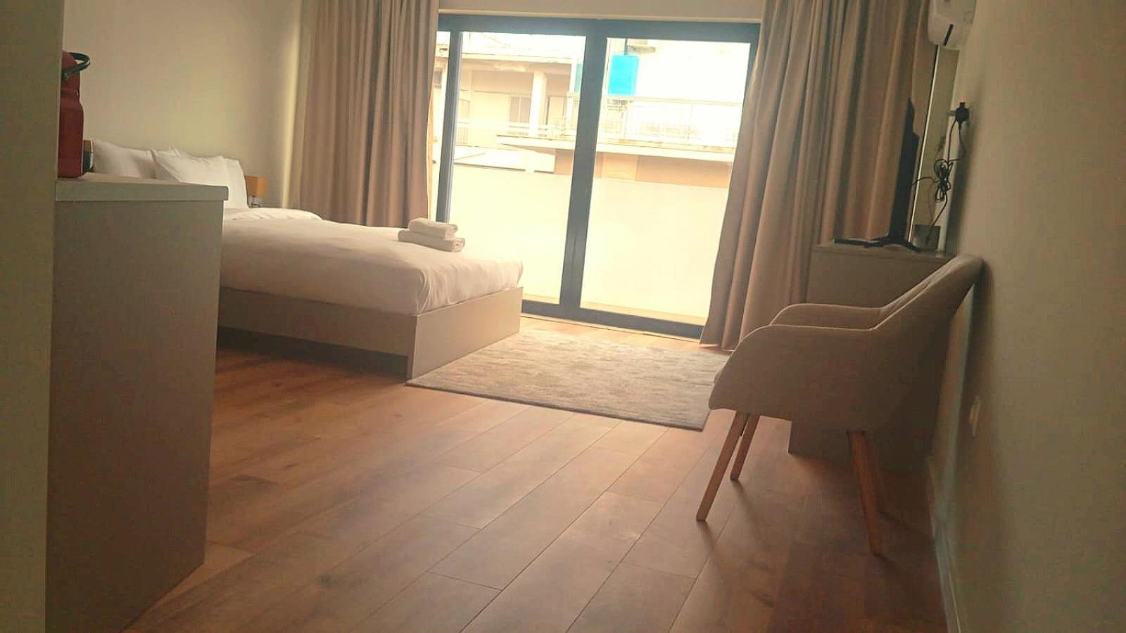 Figleaf Kypseli Hotel Athena Bagian luar foto