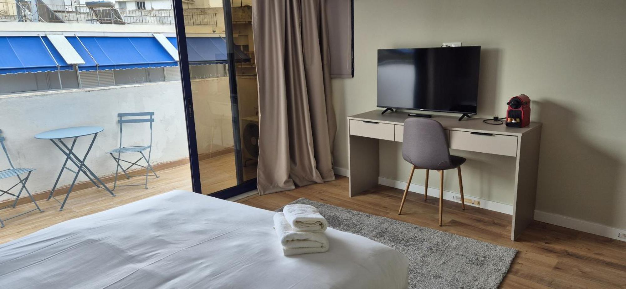 Figleaf Kypseli Hotel Athena Bagian luar foto